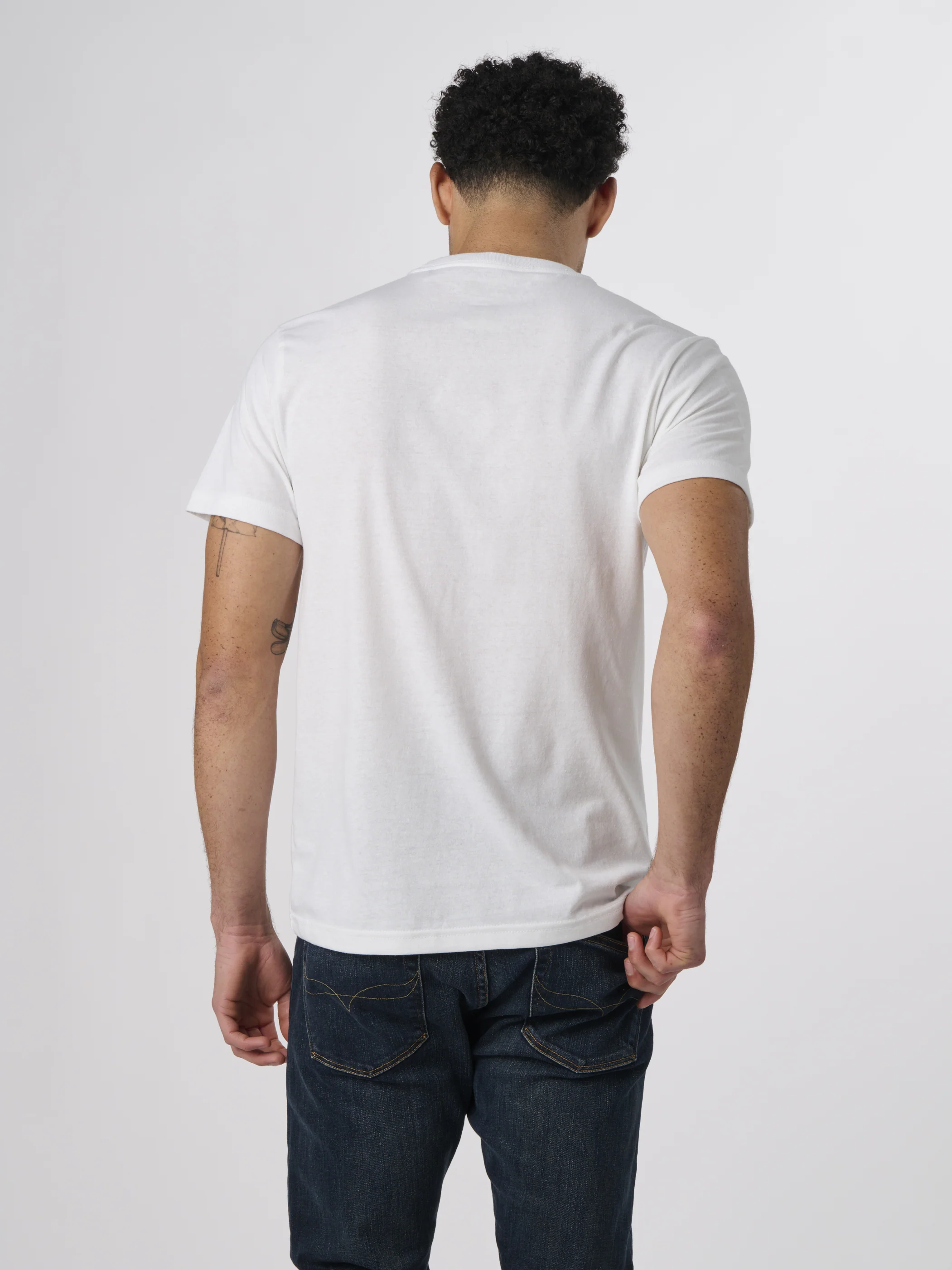 4ocean Logo Eco T-Shirt Bundle - Image 5