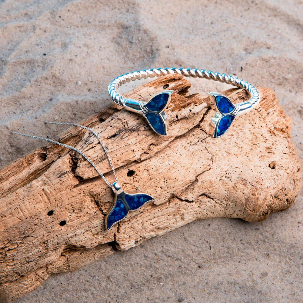 4ocean x Dune Whale Tail Necklace - Image 3